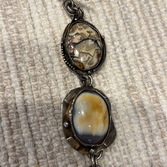 Handmade silver bracelet with tan and gray stones - Picture 2 of 6